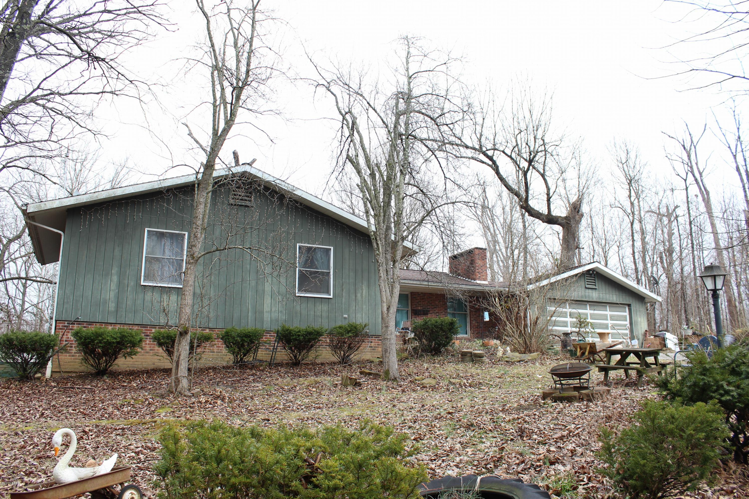 470 Wagon Wheel Road Carbondale, IL 62902 - Photo 3 of 22 Gallery Image 3