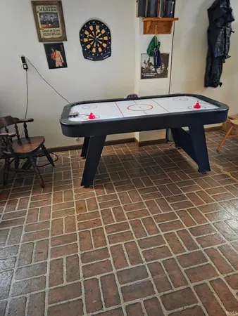 $275,000 | 4197 East State Road 58, Bloomfield, IN 47424