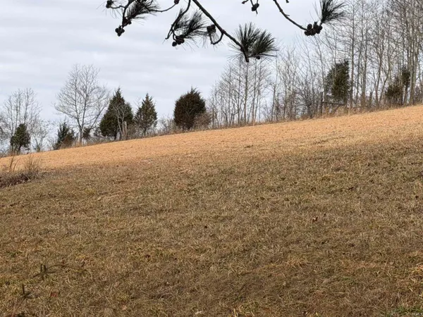 $275,000 | 4197 East State Road 58, Bloomfield, IN 47424