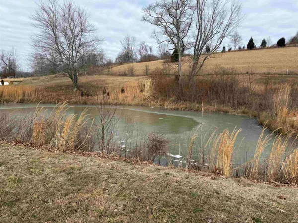 $275,000 | 4197 East State Road 58, Bloomfield, IN 47424