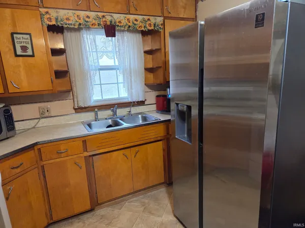 $275,000 | 4197 East State Road 58, Bloomfield, IN 47424