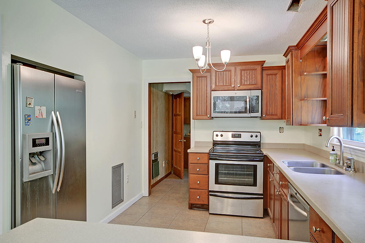 526 Smoak Road Walterboro, SC 29488 - Photo 15 of 38 CREM_526 Smoak_024
