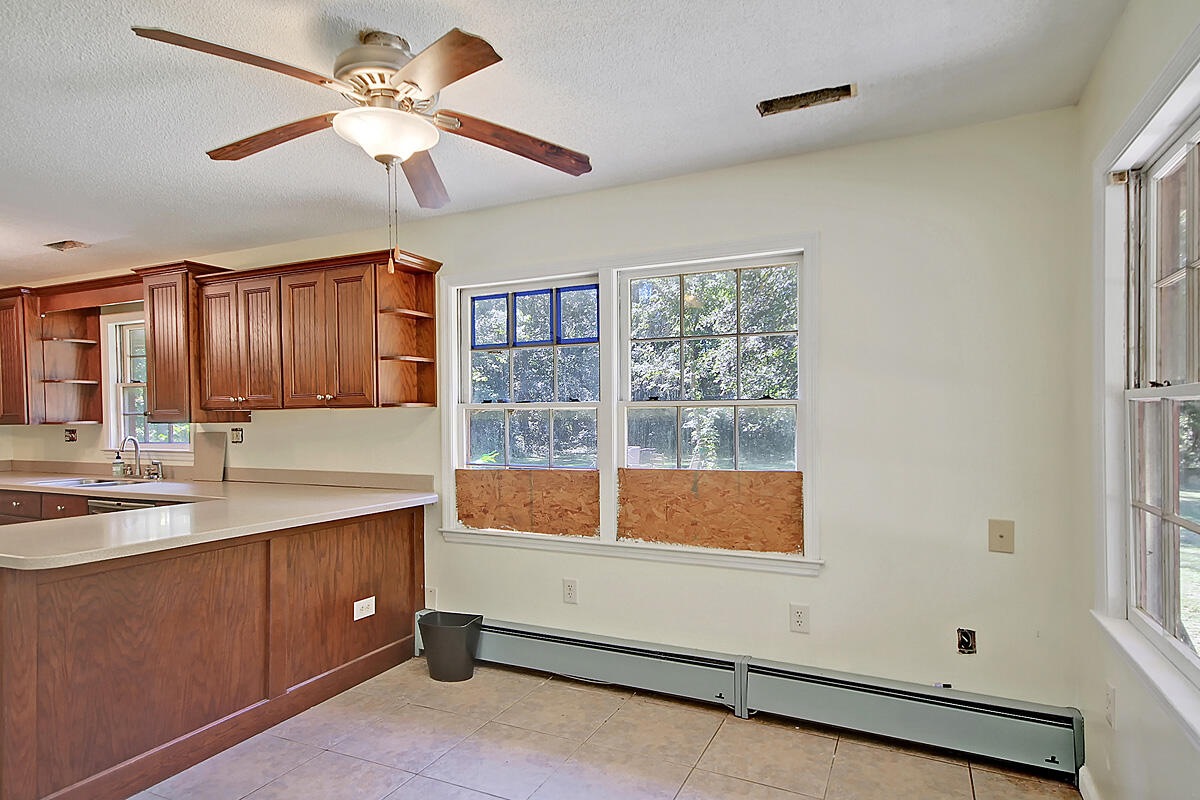 526 Smoak Road Walterboro, SC 29488 - Photo 16 of 38 CREM_526 Smoak_025