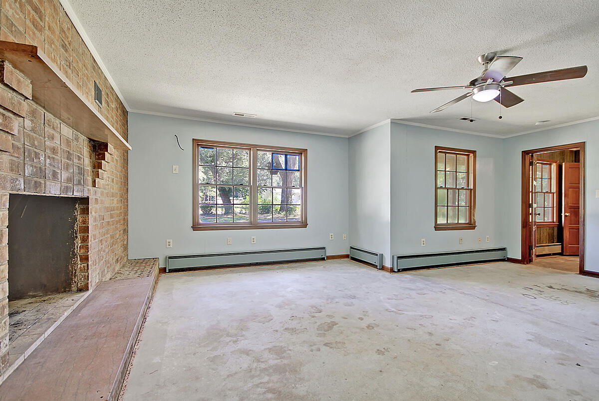 526 Smoak Road Walterboro, SC 29488 - Photo 6 of 38 CREM_526 Smoak_015