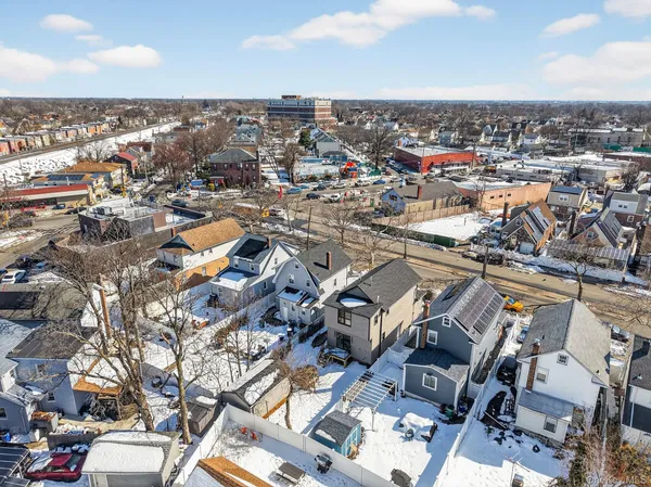 $949,000 | 176-11 137th Avenue | Rochdale