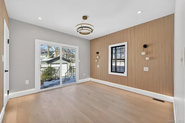 $949,000 | 176-11 137th Avenue | Rochdale