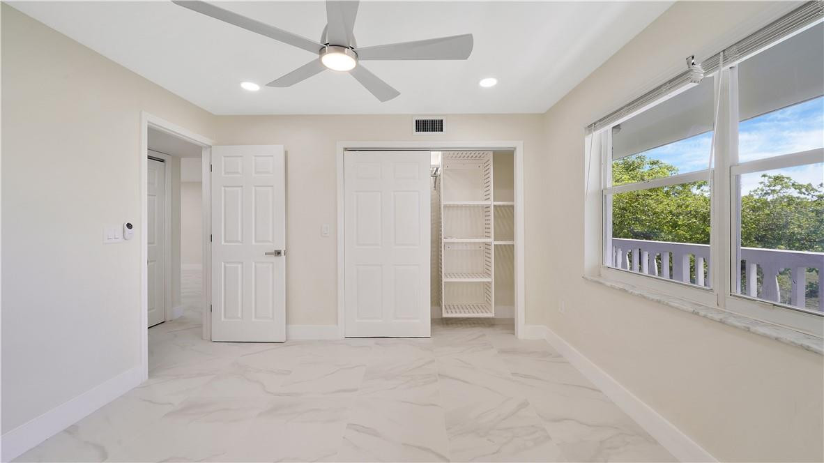 9880 Marina Boulevard, Unit 1535 Boca Raton, FL 33428 - Photo 16 of 40 Guest bedroom