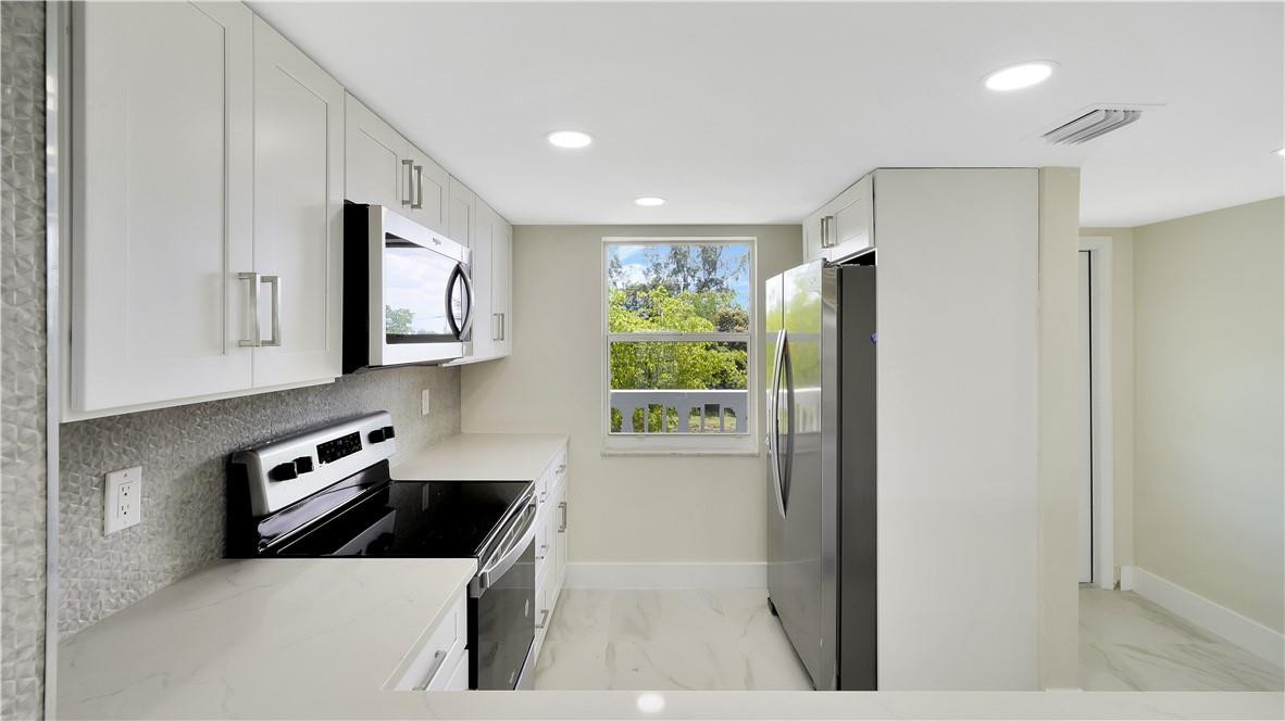 9880 Marina Boulevard, Unit 1535 Boca Raton, FL 33428 - Photo 4 of 40 Photo 4