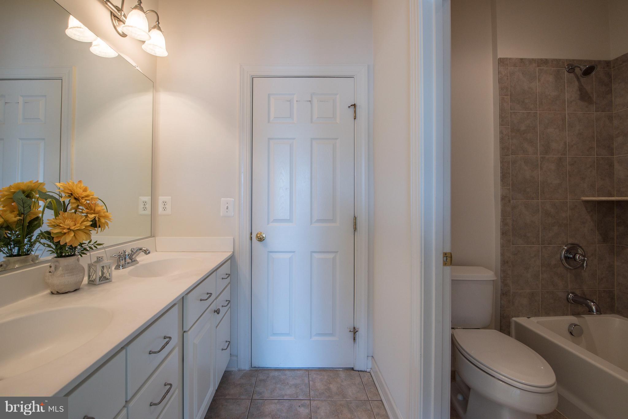 6053 Greenspring Road Fredericksburg, VA 22407 - Photo 20 of 30 Bathroom
