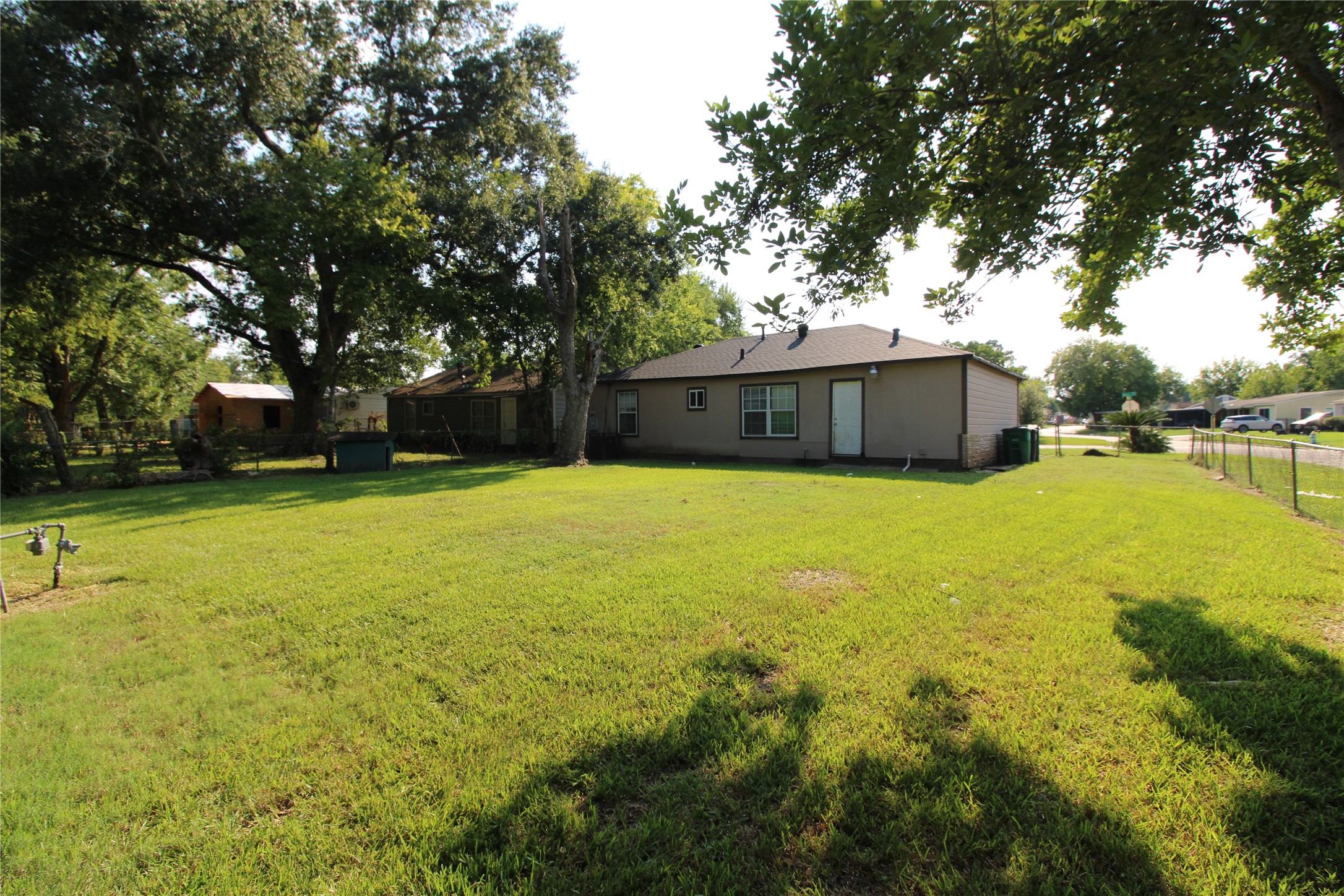 10601 Murr Way Houston, TX 77048 - Photo 39 of 43