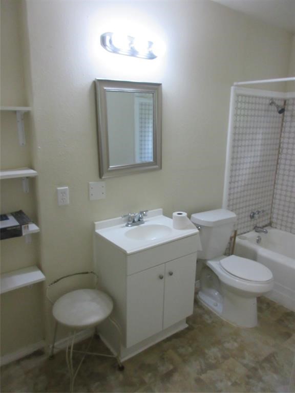 10601 Murr Way Houston, TX 77048 - Photo 5 of 43