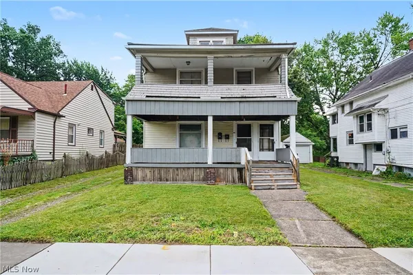 $82,500 | 254-256 Lowell Avenue Northeast, Warren, OH 44483