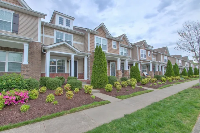 $2,000 | 1303 Riverbrook Drive, Hermitage, TN 37076