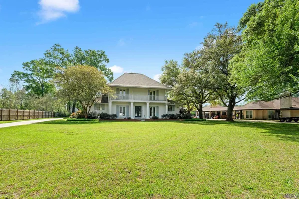 $485,000 | 10222 Sagefield Drive, Baton Rouge, LA 70818