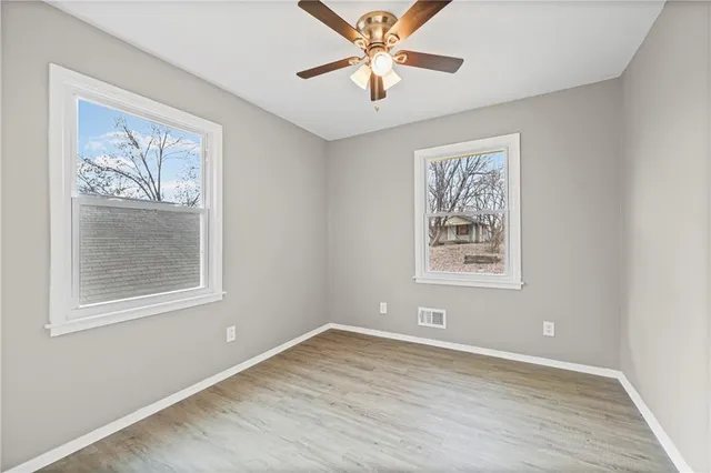 $199,900 | 111 North Ditzler Avenue, Independence, MO 64053