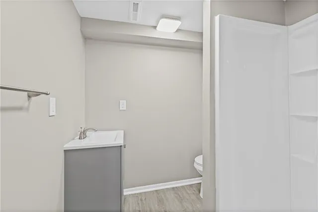 $199,900 | 111 North Ditzler Avenue, Independence, MO 64053