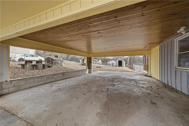 $199,900 | 111 North Ditzler Avenue, Independence, MO 64053