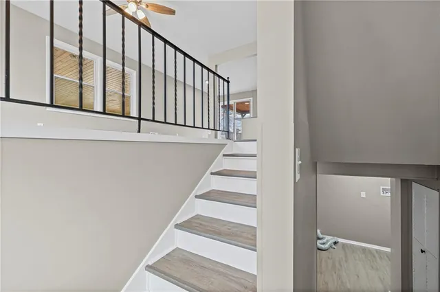 $199,900 | 111 North Ditzler Avenue, Independence, MO 64053