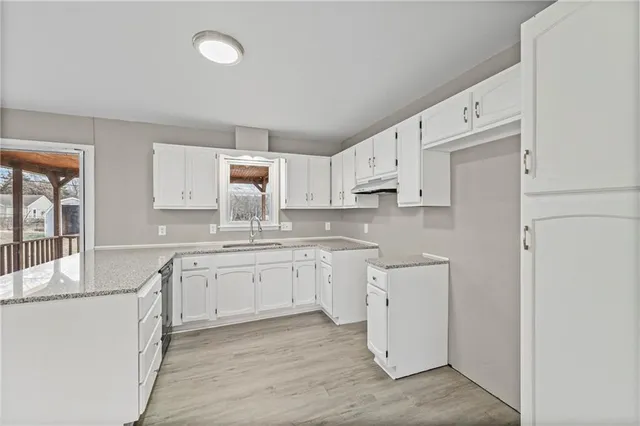 $199,900 | 111 North Ditzler Avenue, Independence, MO 64053