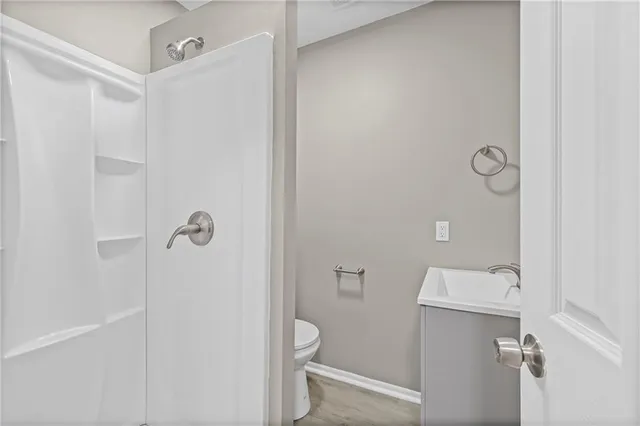 $199,900 | 111 North Ditzler Avenue, Independence, MO 64053