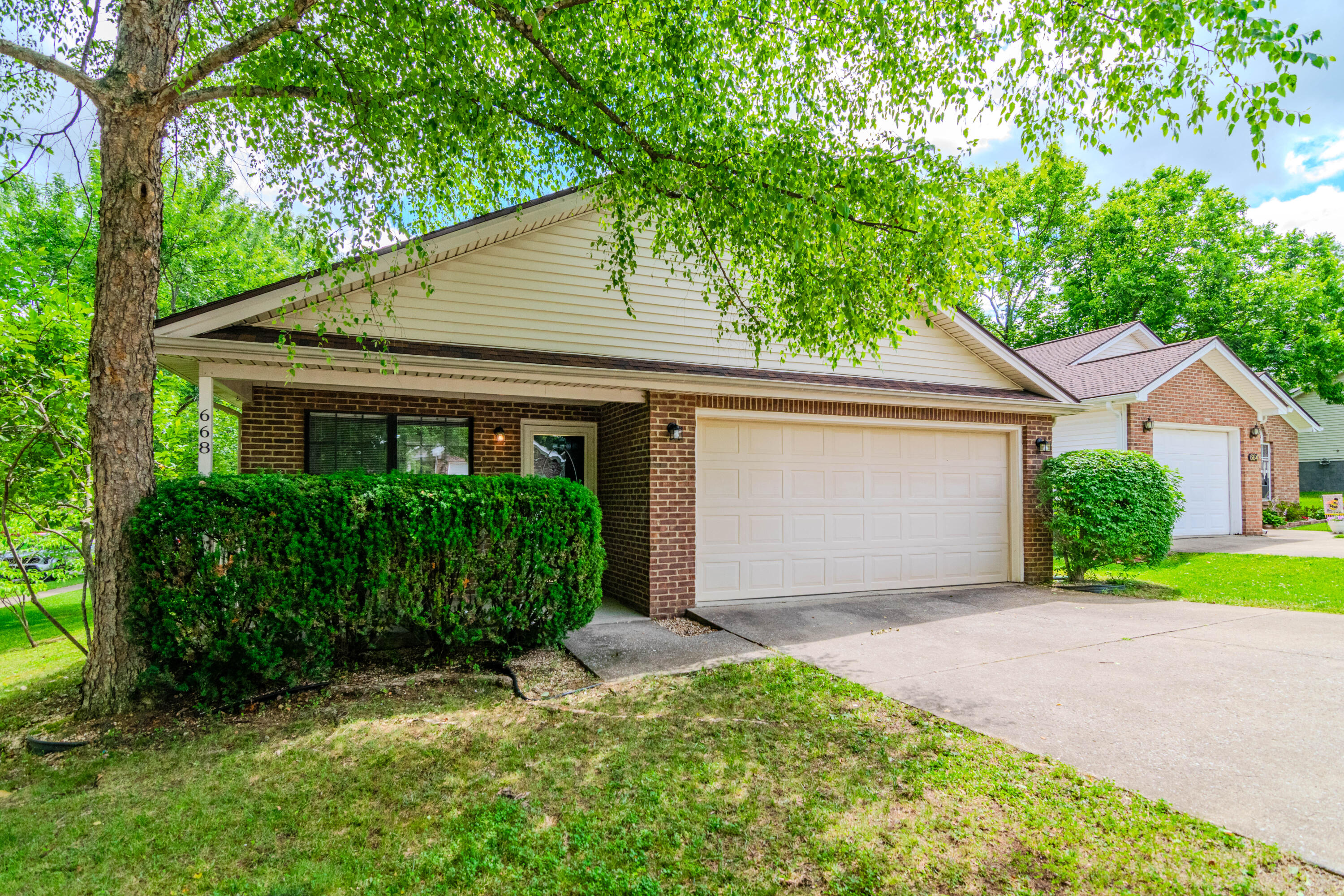 668 Kingsbury Road Lexington, KY 40509 - Photo 39 of 40 668Kingsbury-0083