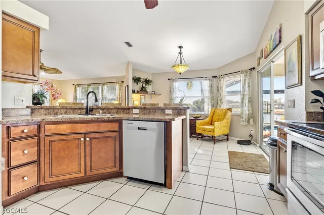 $450,000 | 514 Southeast 20th Street, Cape Coral, FL 33990