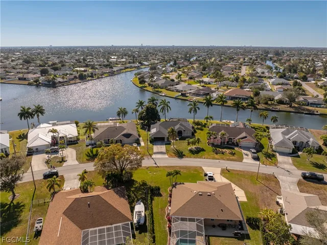$450,000 | 514 Southeast 20th Street, Cape Coral, FL 33990