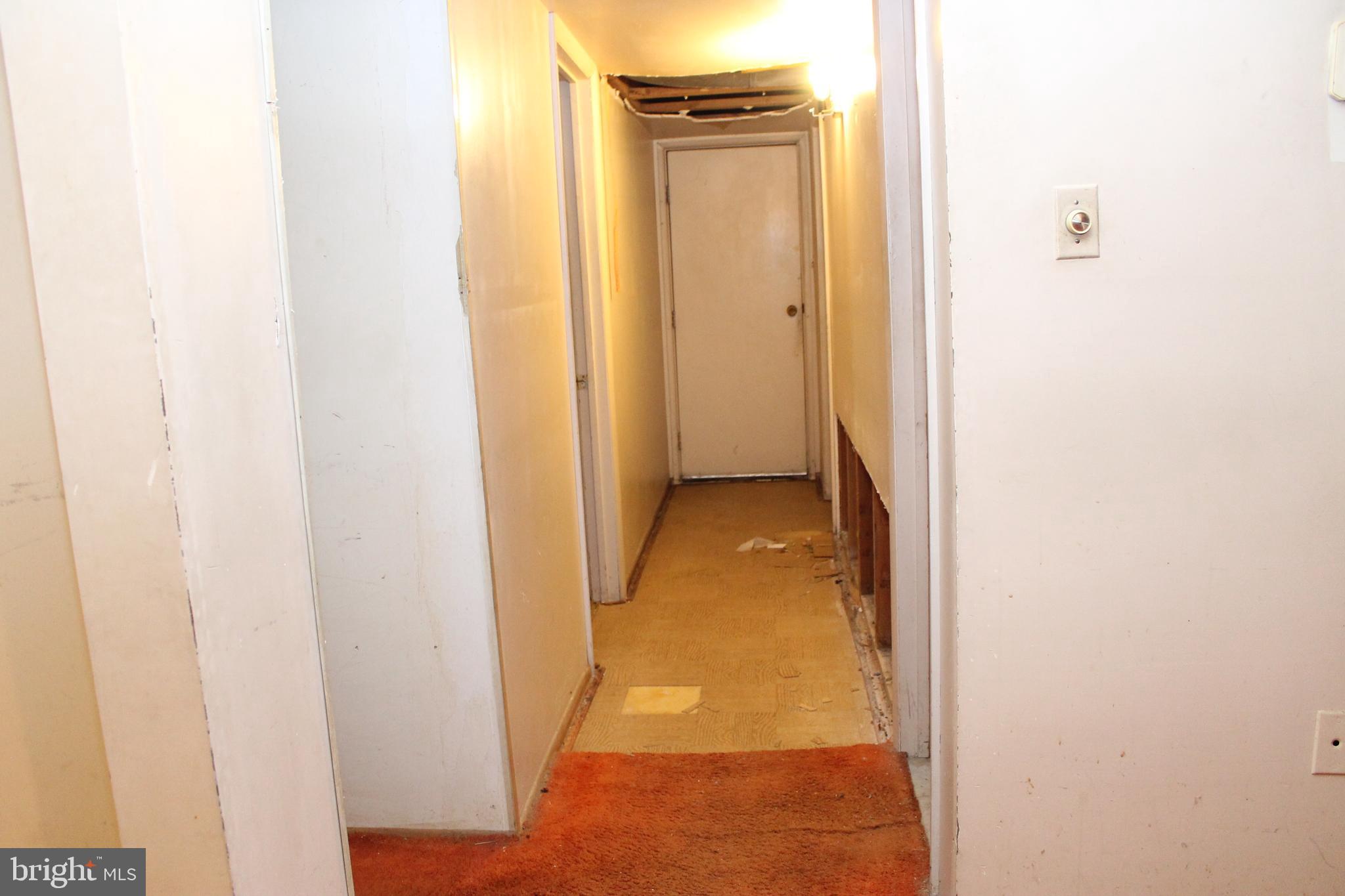 9309 Cross Bow Road Fort Washington, MD 20744 - Photo 24 of 32 Lower-Level Hallway