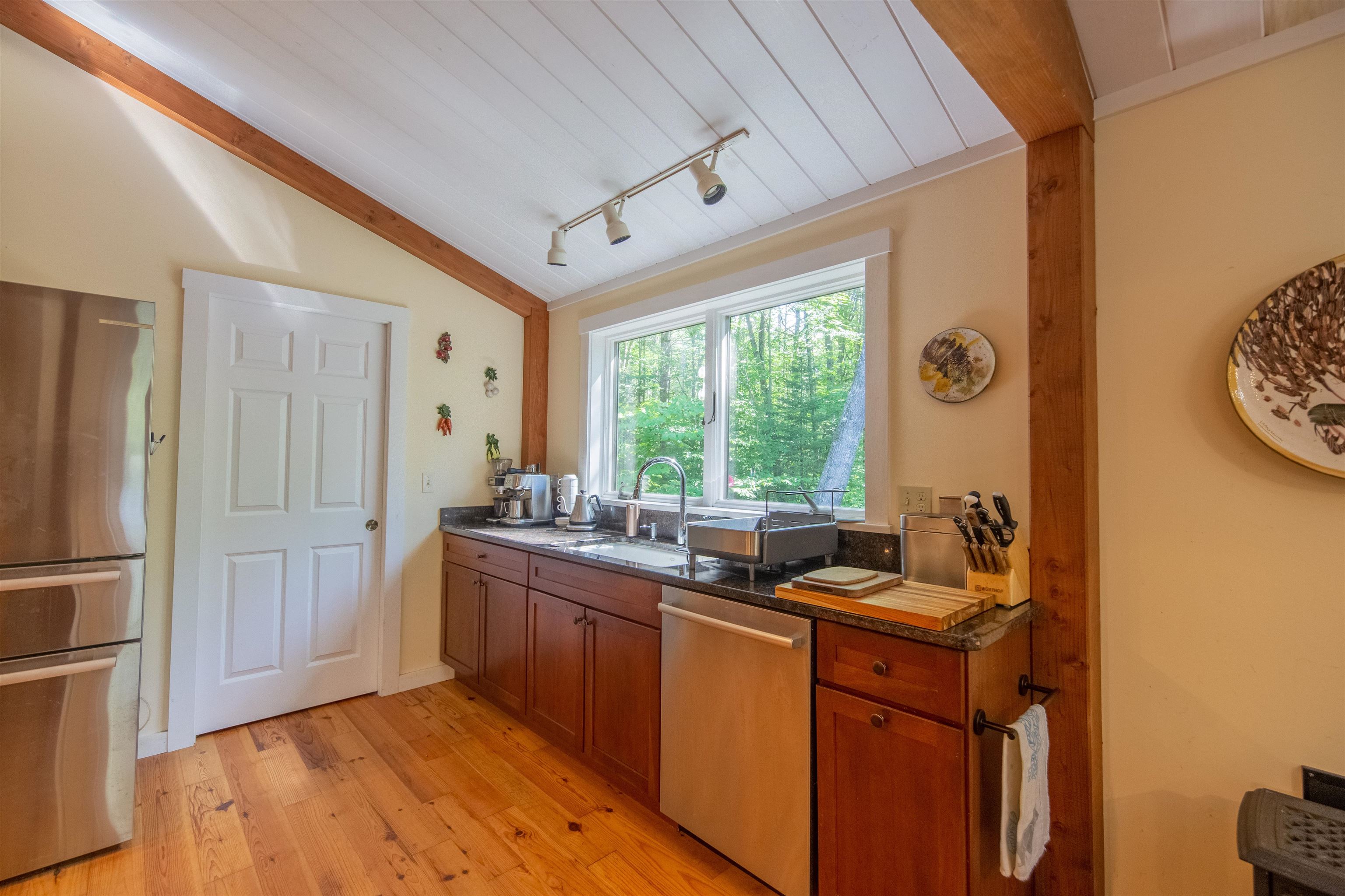 898 Bunker Hill Road Tamworth, NH 03883 - Photo 22 of 60