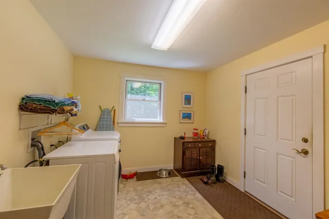 $1,300,000 | 898 Bunker Hill Road, Tamworth, NH 03883