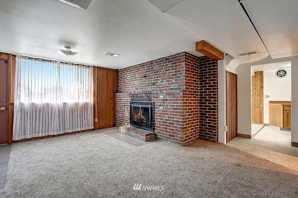 17025 12th Place Southwest Normandy Park, WA 98166 - Photo 16 of 18 Gallery Image 16