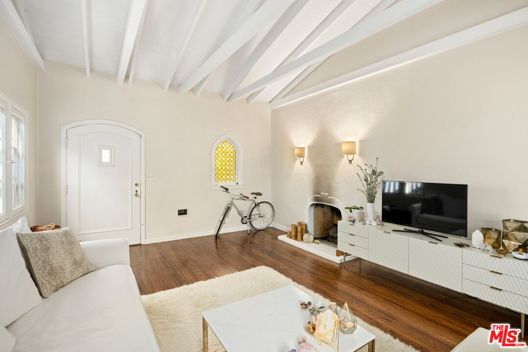 6502 Commodore Sloat Drive Los Angeles, CA 90048 - Photo 21 of 31