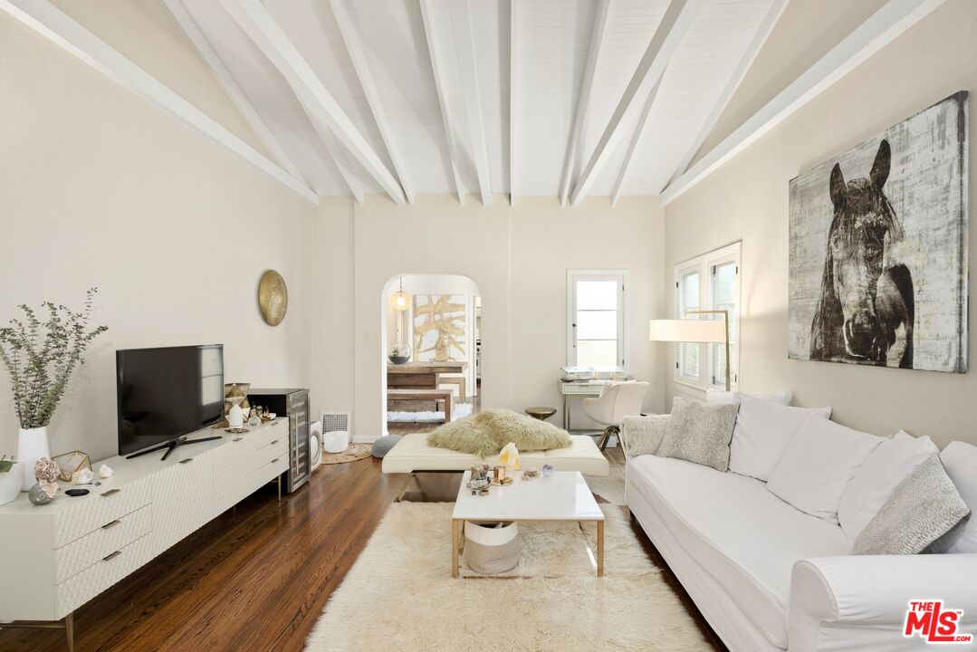 6502 Commodore Sloat Drive Los Angeles, CA 90048 - Photo 22 of 31