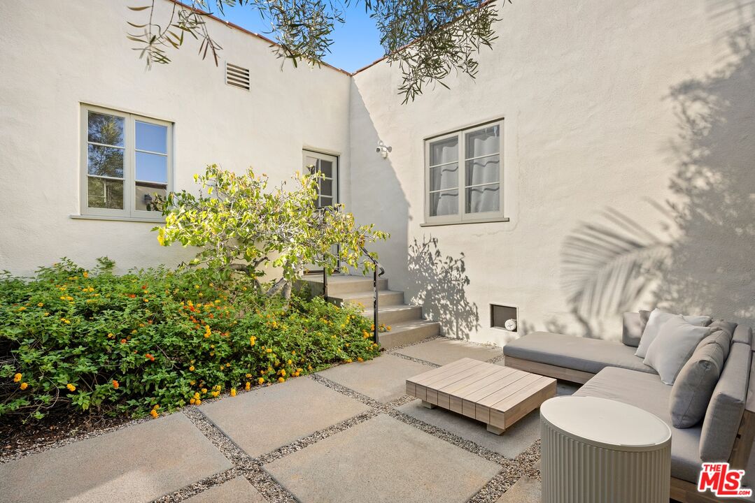 6502 Commodore Sloat Drive Los Angeles, CA 90048 - Photo 30 of 31