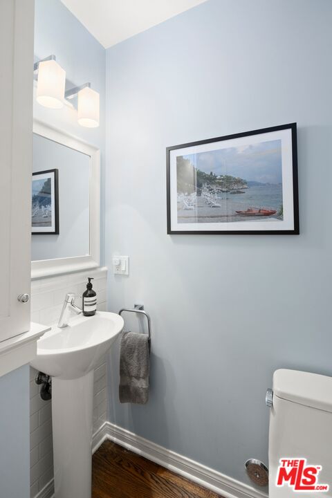 6502 Commodore Sloat Drive Los Angeles, CA 90048 - Photo 7 of 31