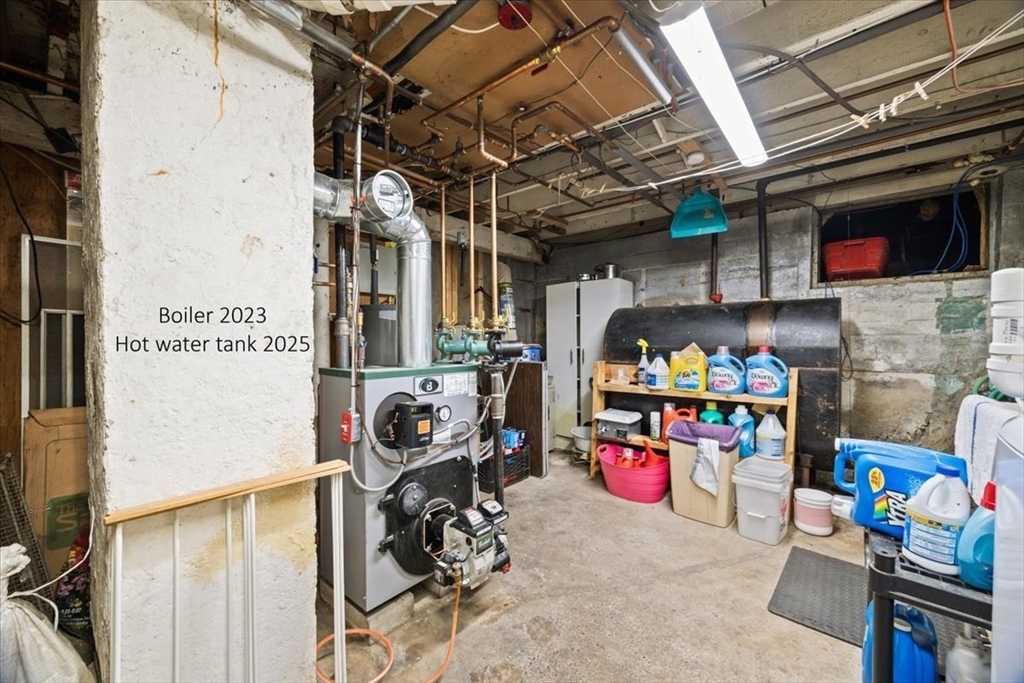 25 Winward Street Fall River, MA 02724 - Photo 29 of 42