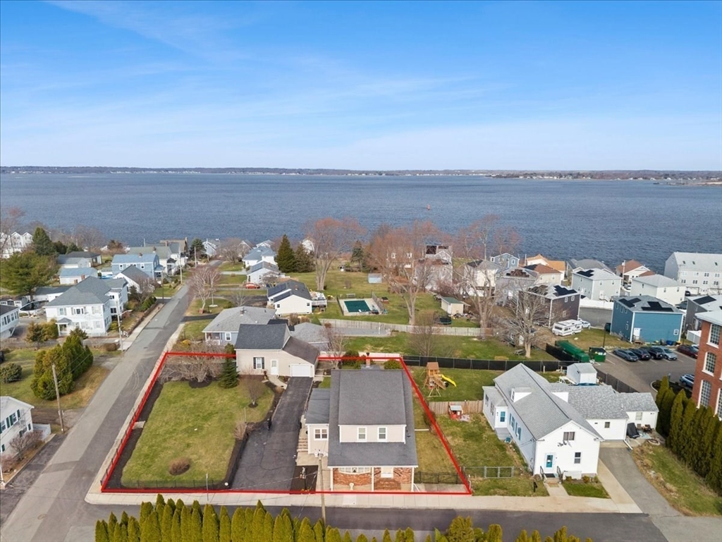 25 Winward Street Fall River, MA 02724 - Photo 3 of 42