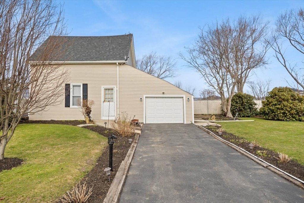 25 Winward Street Fall River, MA 02724 - Photo 33 of 42