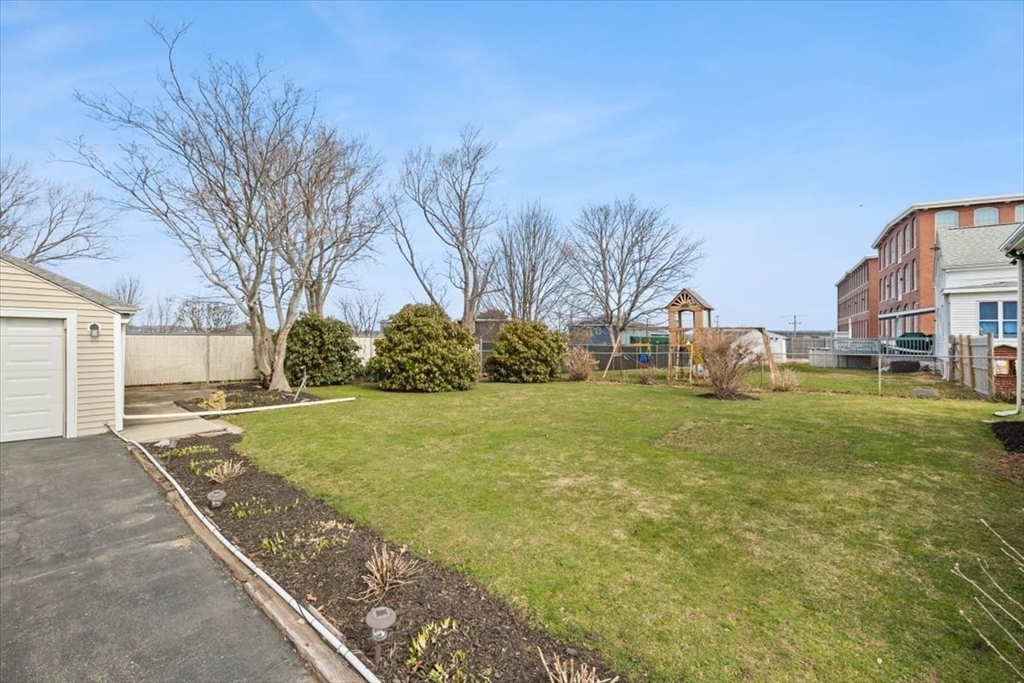 25 Winward Street Fall River, MA 02724 - Photo 36 of 42