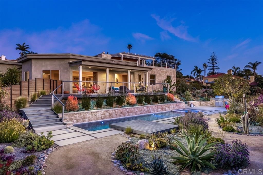 239 Seeman Drive Encinitas, CA 92024 - Photo 2 of 19