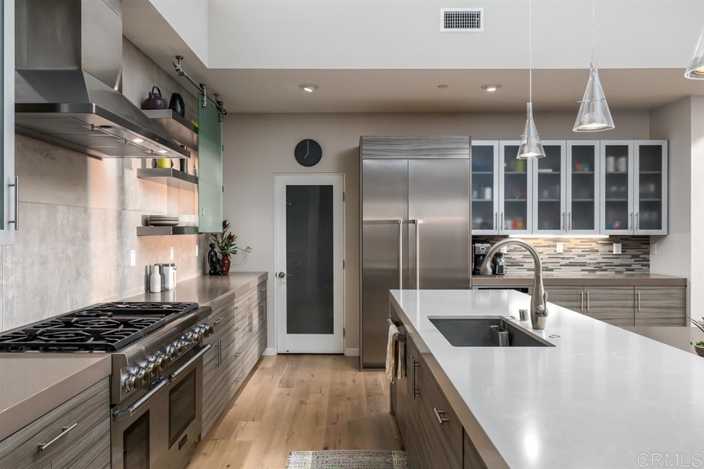 239 Seeman Drive Encinitas, CA 92024 - Photo 5 of 19