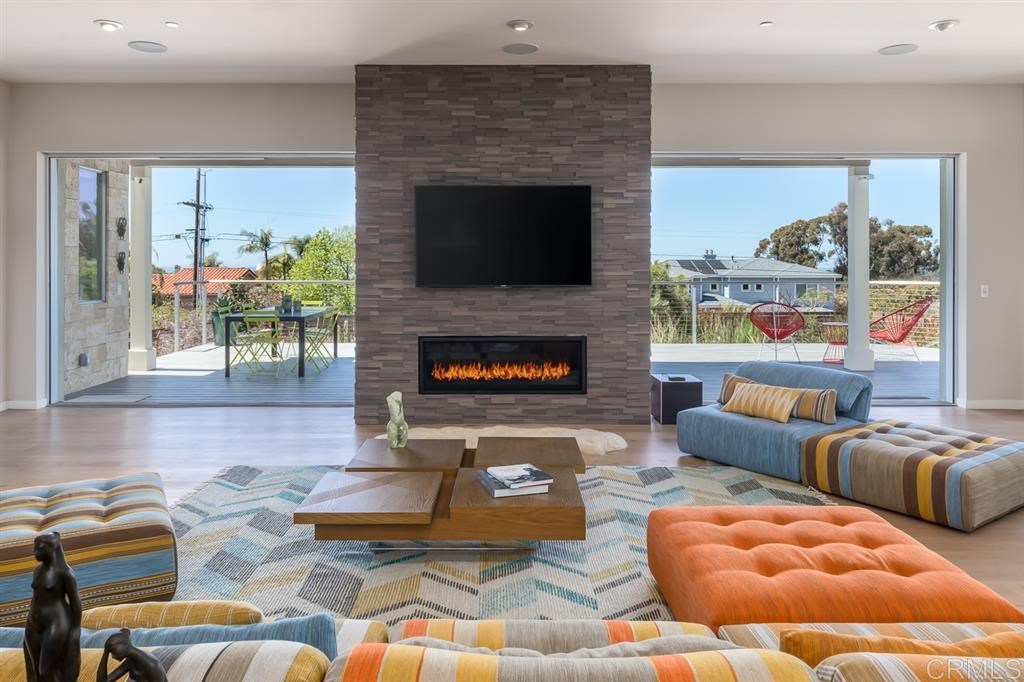 239 Seeman Drive Encinitas, CA 92024 - Photo 7 of 19