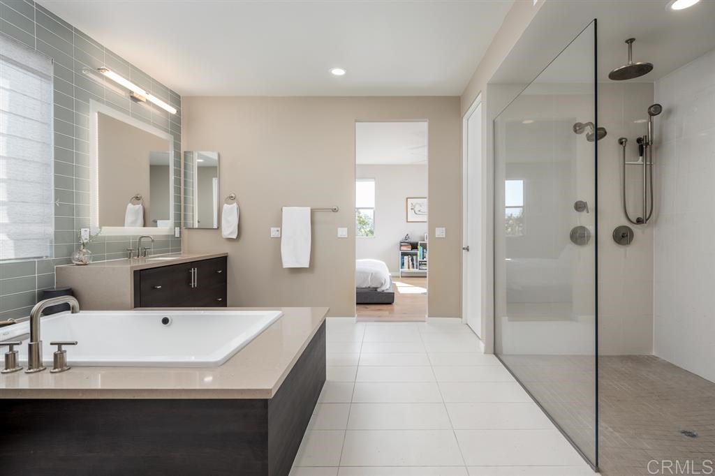 239 Seeman Drive Encinitas, CA 92024 - Photo 10 of 19