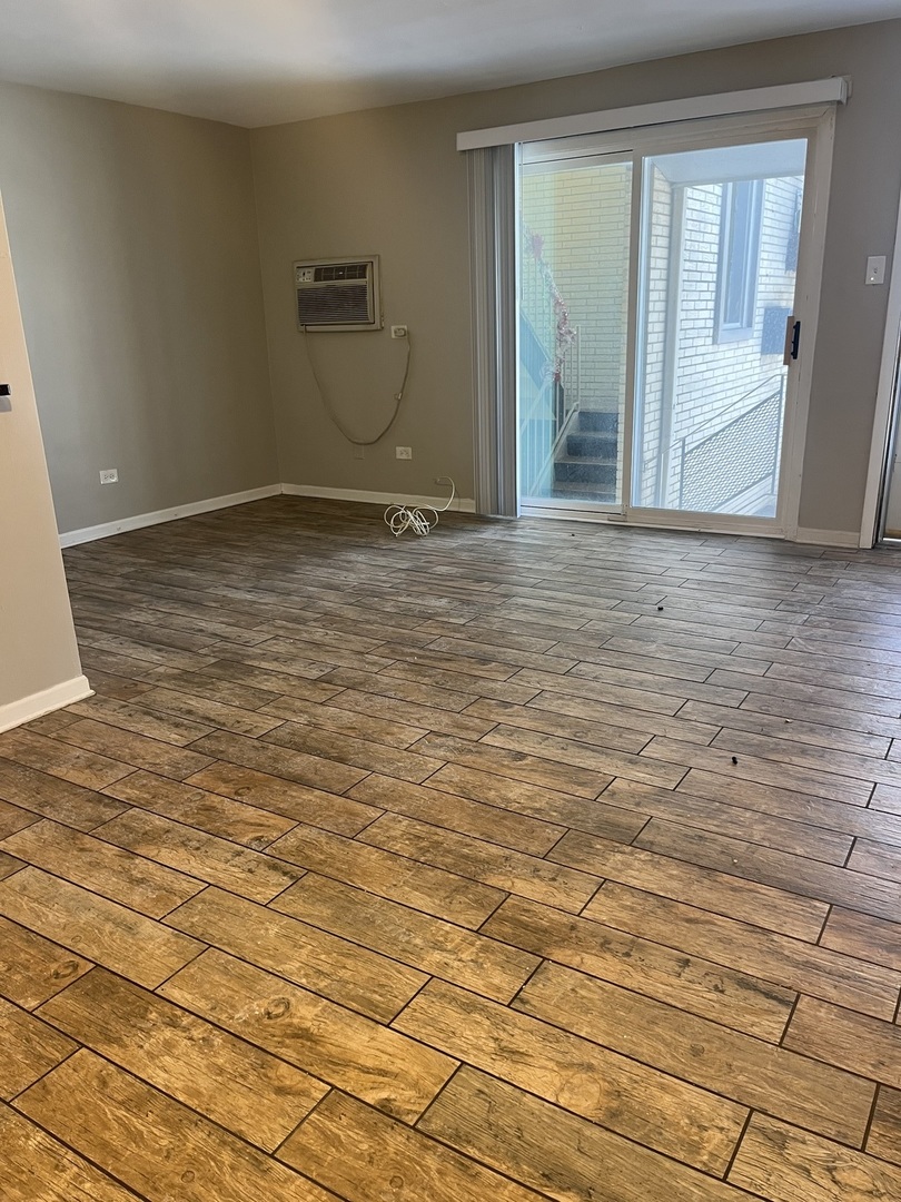 14601 Keystone Avenue, Unit B4 Midlothian, IL 60445 - Photo 2 of 8