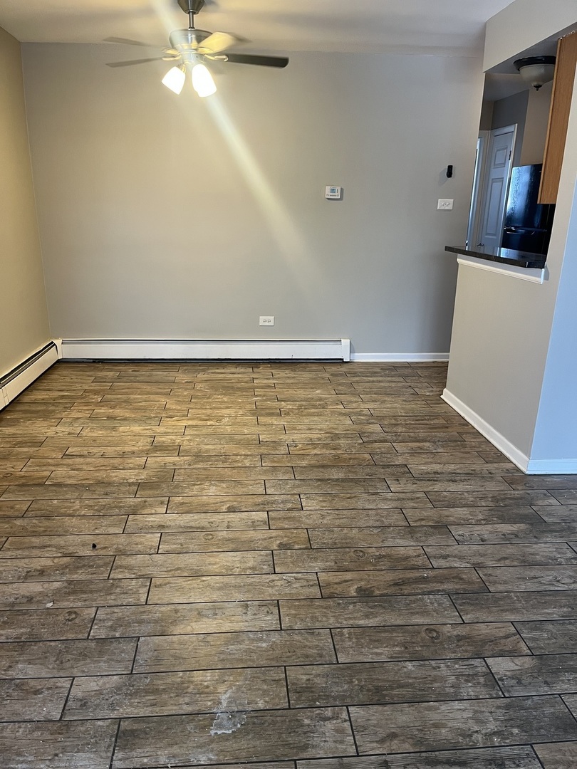 14601 Keystone Avenue, Unit B4 Midlothian, IL 60445 - Photo 3 of 8