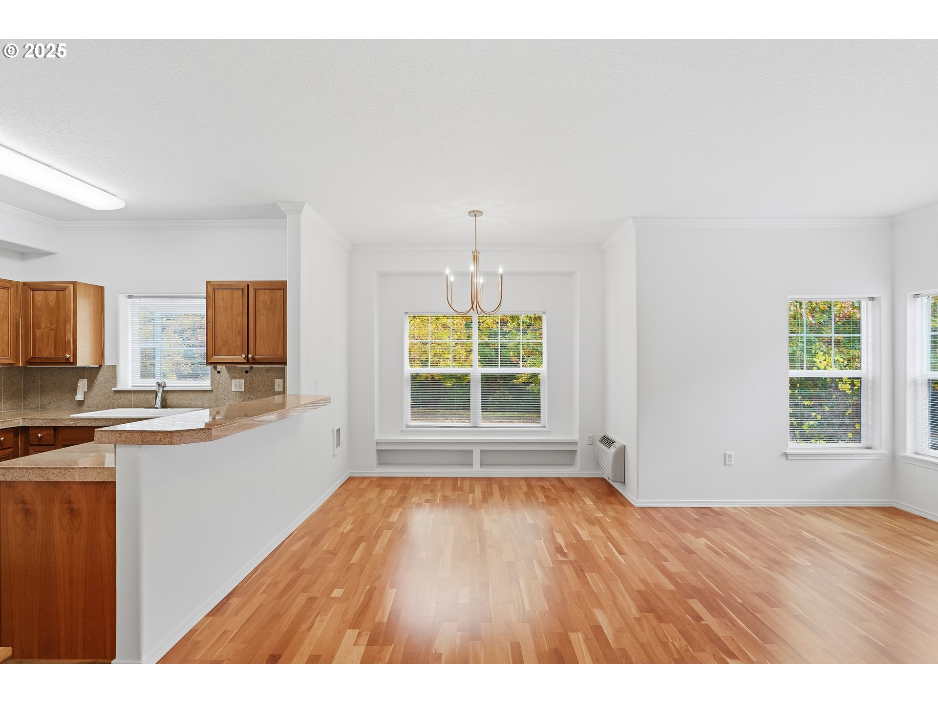 30366 Southwest Ruth Street, Unit 68 Wilsonville, OR 97070 - Photo 12 of 30 Kitchen