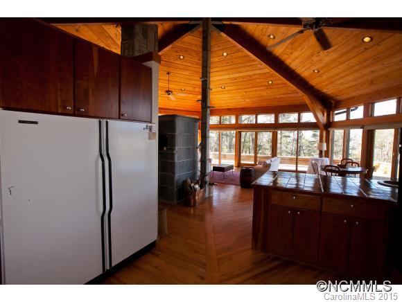 36 Southeast Ridge Road Cashiers, NC 28717 - Photo 17 of 24 Gallery Image 17