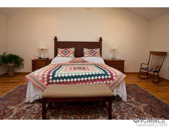 36 Southeast Ridge Road Cashiers, NC 28717 - Photo 19 of 24 Gallery Image 19