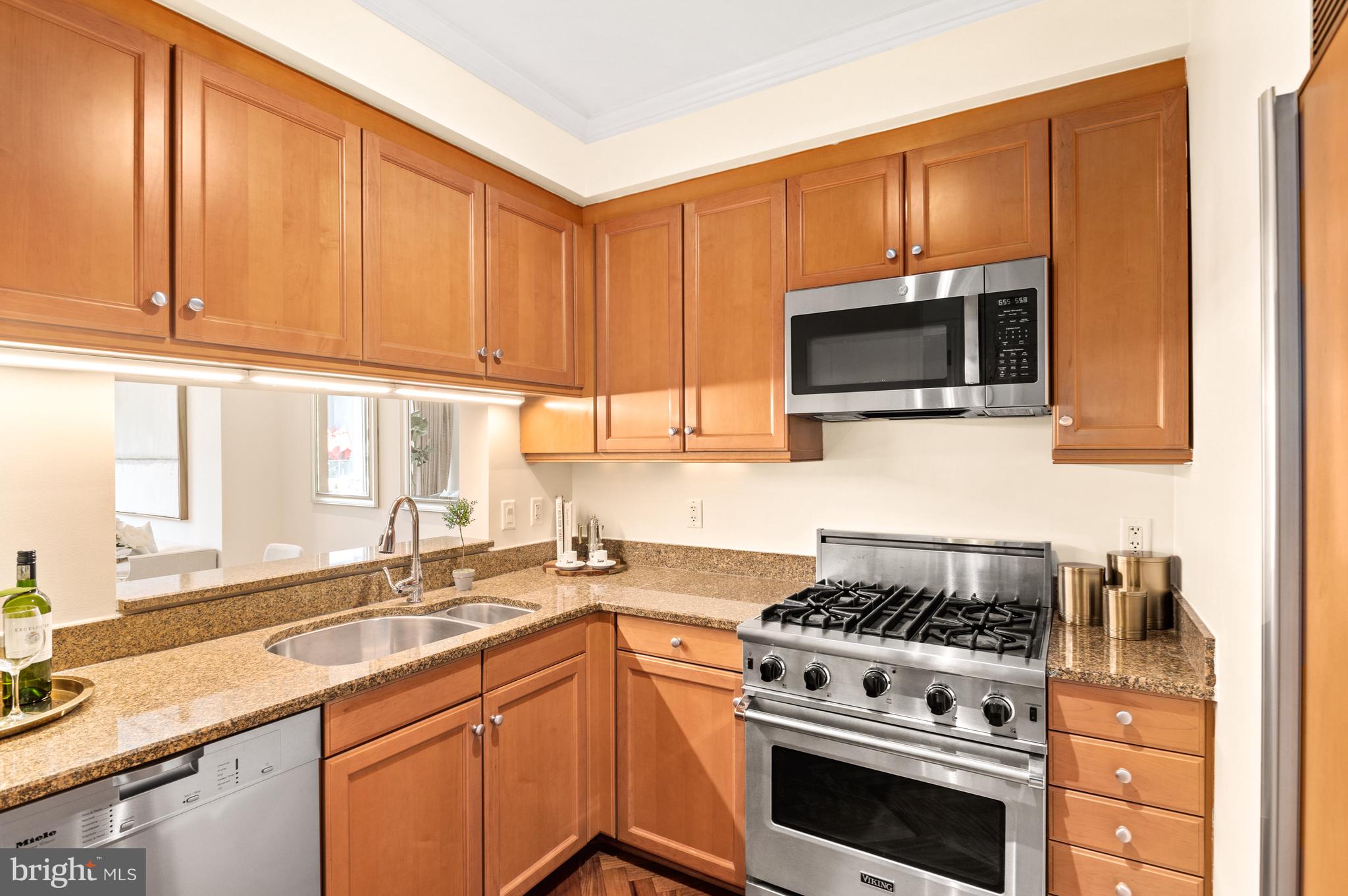 1155 23rd Street Northwest, Unit 3M Washington, DC 20037 - Photo 16 of 21