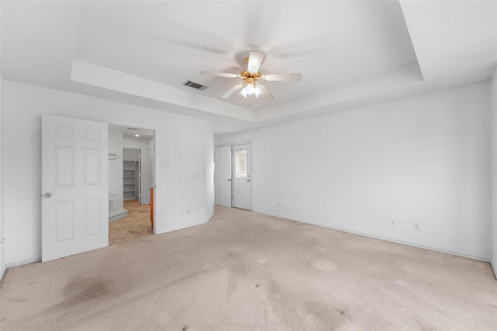 830 South Clinton Lane Midlothian, TX 76065 - Photo 15 of 33